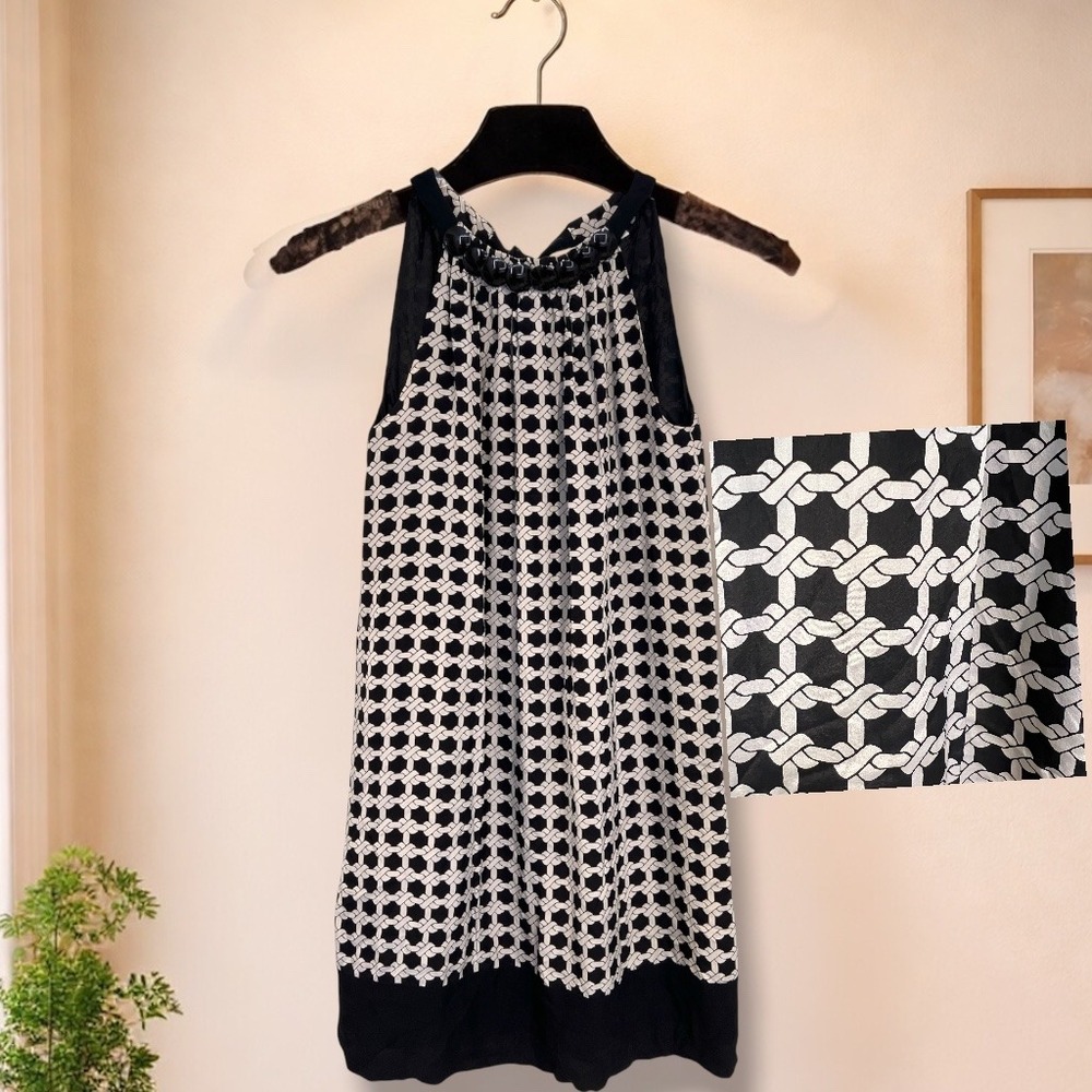 Shoshanna Silk Beaded Neck Shift Dress 4 Mod Chic Chain Link Print Quiet Luxe